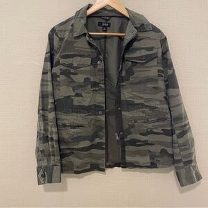 A.N.A camouflage jacket with adjustable waist. Size small